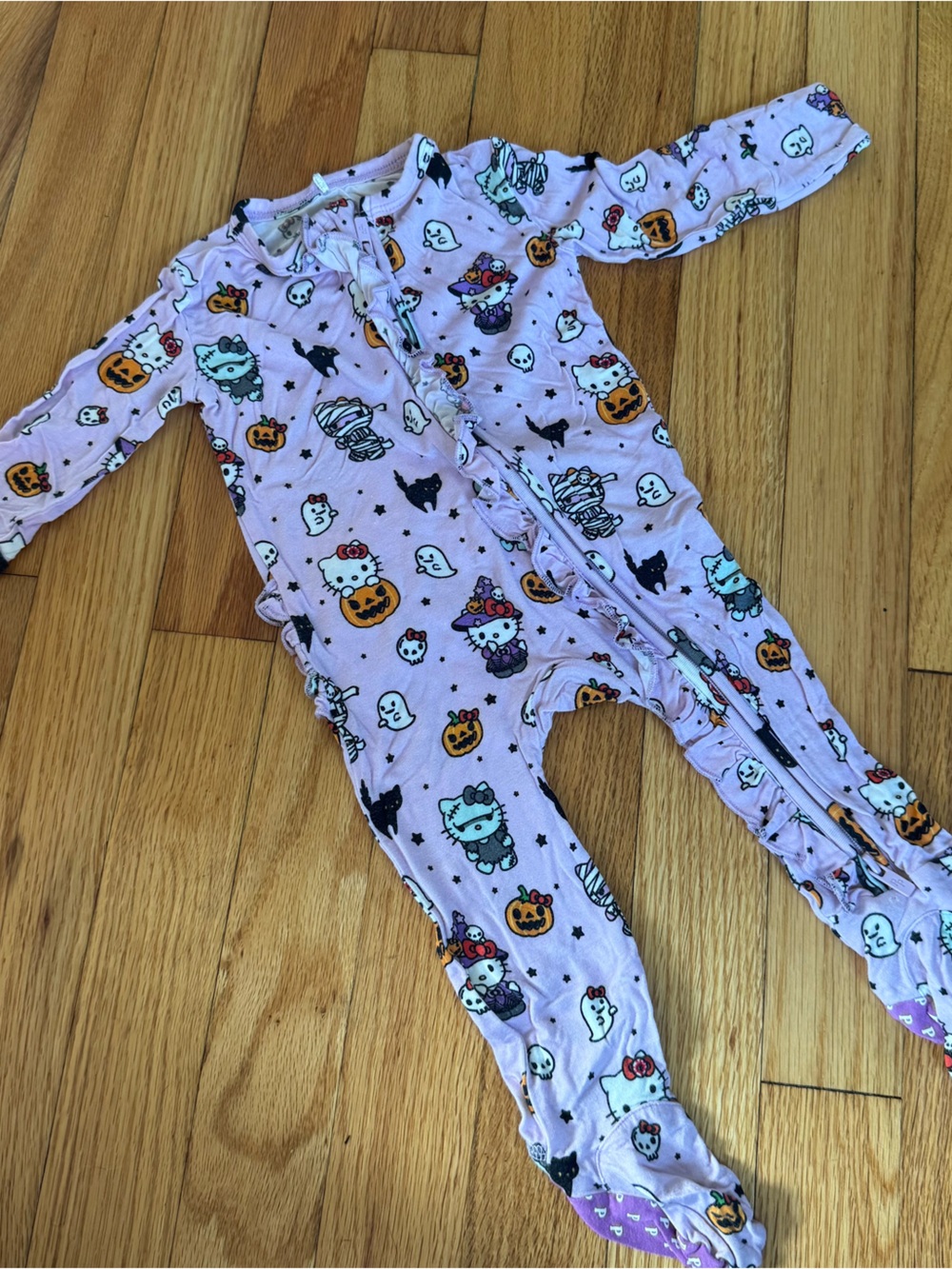 Posh Peanut Hello Kitty Halloween Footie